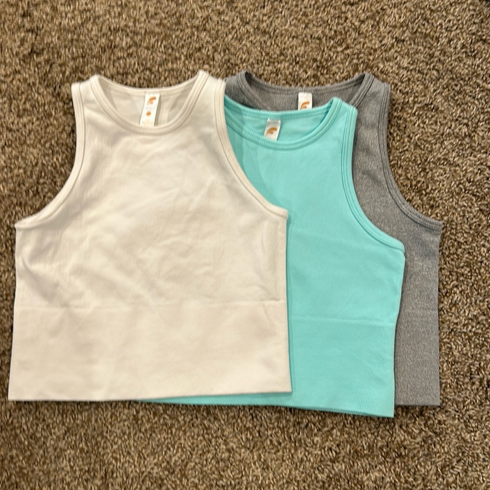 Fornia Crop Tops Set